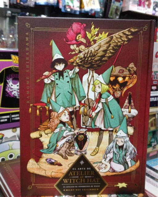 En estas #navidades tenemos una autentica maravilla, ideal para regalar a los amantes del manga y delk #dibujo 
El libro de arte de #atelierofwitchhat te fascinará desde el primer momento que abras sus páginas 

👉 https://cartooncorp.es/libros-y-comic-europeo/46595-el-arte-de-atelier-of-witch-hat.html