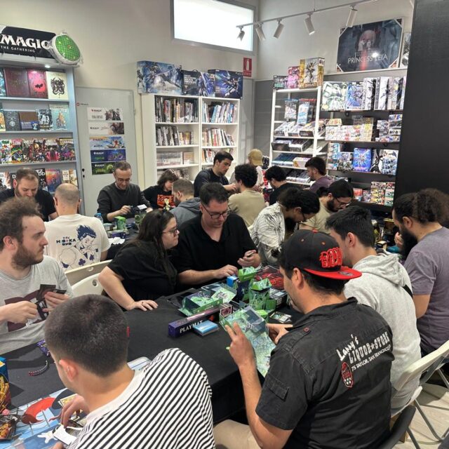 Ultima sesión de las presentaciones de #strixhaven de  #magicthegatering 
Muchas gracias a todos por hacernos pasar grandes dias