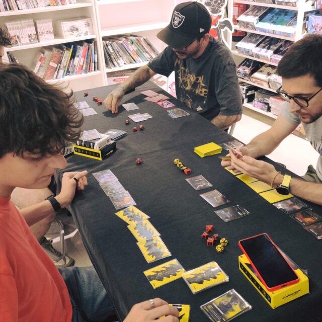 Esta semana hemos tenido la presentación de #cyberpunk card game
Muchas gracias a todos y esperamos el proximo